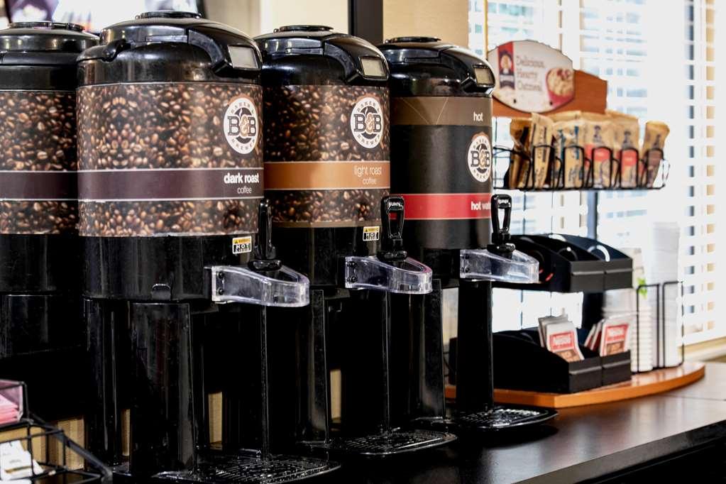 ホテル エクステンデット ステイ アメリカ プリンストン サウス ブランスウィック South Brunswick Terrace レストラン 写真